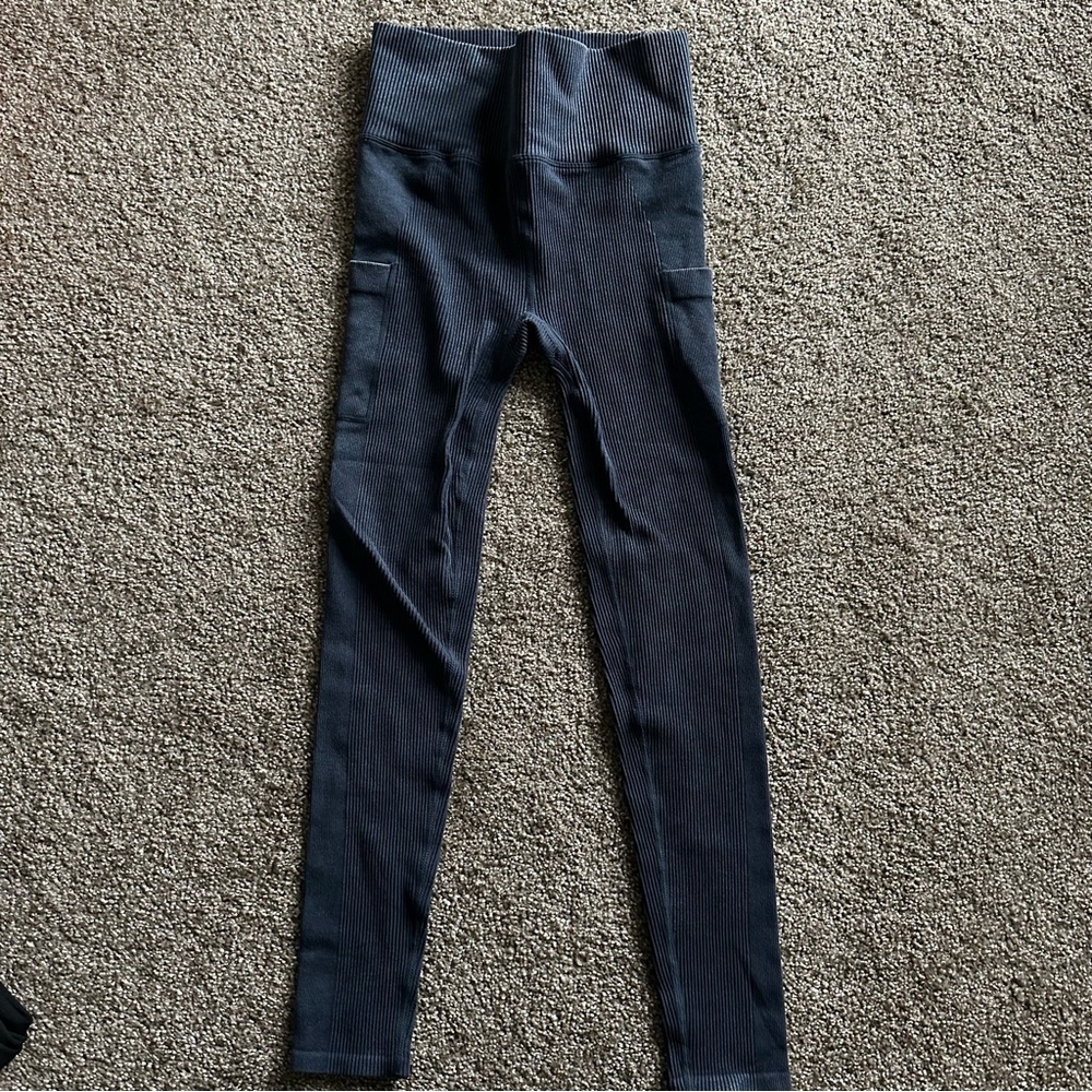 Ribbed Leggings